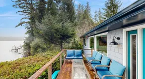 Lakefront dream with private hot tub dock kayaks pedal boat & amazing views - Image 4
