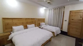 F.R Darya-E-Swat Hotel - Image 2