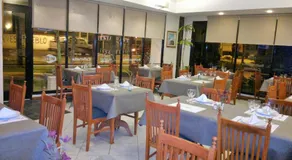 Hotel Escala Uno - Image 4