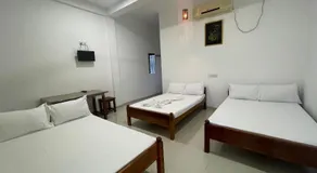 Rathna Holiday Resort - Image 2