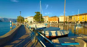 ISEO LAKE ESCAPE - 2BR, Terrace, Air Conditioning & Fast Wi-Fi - Image 4