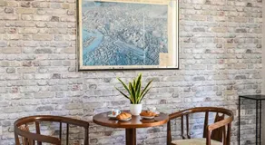 Urban Holiday - Image 2