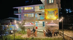 Wander Nest Manali Luxurious rooms with mountain and river view - Image 3
