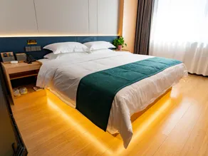 6+1 Business Hotel - Image 2