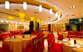 Sanyuan Hotel - Image 5