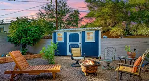 Cute Peaceful Tiny House Getaway w Backyard - Image 4