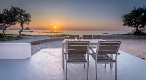 Milos Waves Luxury Apartments - Image 4