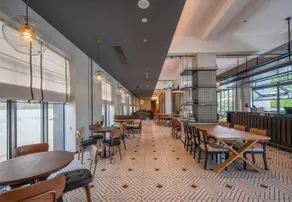 Yangzhou Slender West Lake Tongpai Hotel - Image 3
