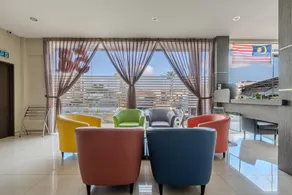 GL Hotel - Image 2