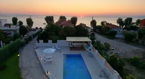 Ostria Seaside Apartments - Image 4