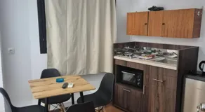 Kostas Studios Apartments - Ενοικιαζόμενα δωμάτια με κουζινάκι - Image 5