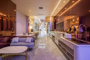 Dequan Luxury Huayuan Hotel, near POP LAND and SOLANA - Image 5