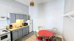 Private Apartments and Sleeping Rooms Near Marathon, Hershey - Image 2