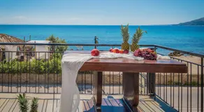 Anastasia Miramar Deluxe Apartments - Image 5
