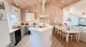 Klitrosen Coastal Hideout - Image 5