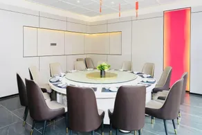Xiang Qiu Hotel - Image 5