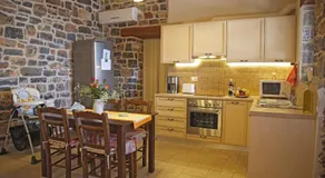 Kalo Nero Apartments - Image 3