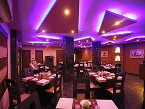 The Dolphin Palace Hotel - Image 4