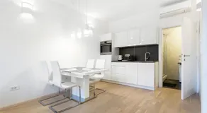 Urban Style Apartments by Loft - Image 2