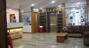 Pravin Plaza - Image 3