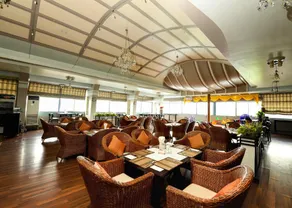 Hotel Queen Mandalay - Image 3