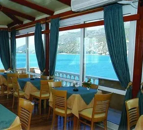 Mantas Seaside - Image 3