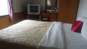 Chung Cheng Hu Hostel - Image 2