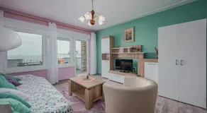 Apartment Crveni - a three bedroom apartment with a stunning sea view - Image 2