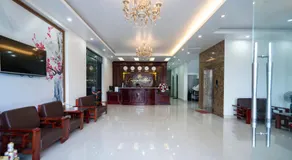 LUXURY II HOTEL - Image 2