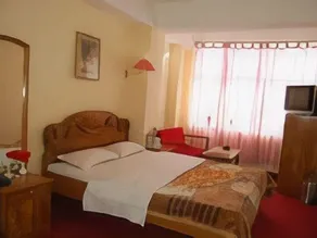 Hotal North 4 Star darjeeling - Image 2
