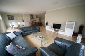 The Currawong, Pet Friendly, Families - Image 3