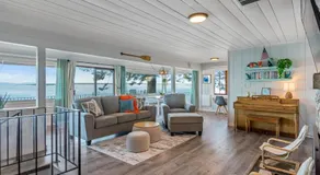 Perch - Breezy Point Hideout - Image 4