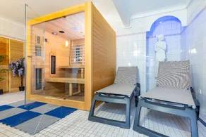 Beach House - Image 4
