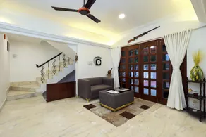 Ethnic 5 Bedroom Villa - Backyard BBQ, Pool Table - Image 3