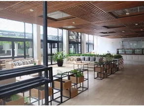 Beehive Boutique Hotel - Image 2