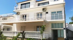 Apartment & Rooms Riva - Image 5
