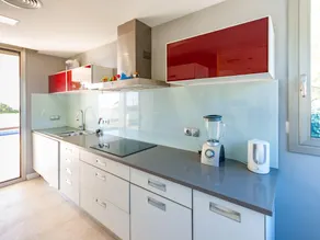 Delightful Villa in Canyelles wth Swimming Pool - Image 2