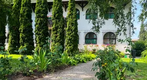 Nosztalgia Villa - Image 5
