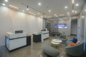 RE MAX Hot Wheat Esports Hotel - Image 3