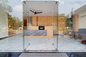 Super Townhouse Oak Army Aviation Base Jhansi - Image 5