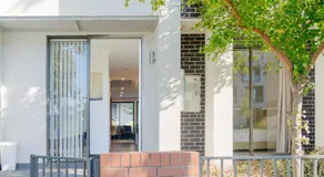 Rousehill cozy 4Br house close to Train&Shopping&Parks - Image 3