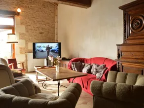 Holiday Home in Thurageau with Private Pool - Image 2