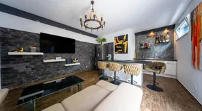 Villa Ave - Image 2