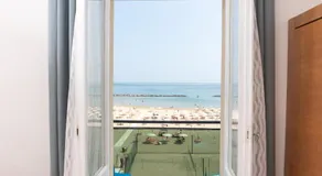 Hotel Gin sul mare - Image 2