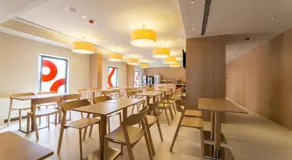 Moov Hotel Porto Norte - Image 3