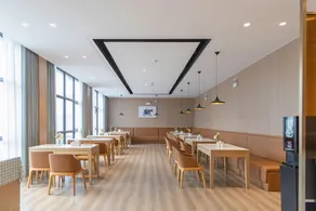 Bojue Shijia Hotel - Image 3