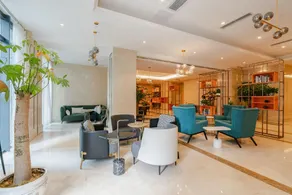 Vienna International Hotel Kunming Xiyuan Road Daguan Park - Image 3