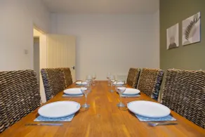 Modern Home, Perfect for Families, Sleeps 6 - Image 5