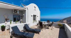 Horizon Sky House with view - Image 2