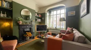 Cosy Room In homestay - Image 2